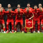2 yıldız birden kadrodan çıkarıldı