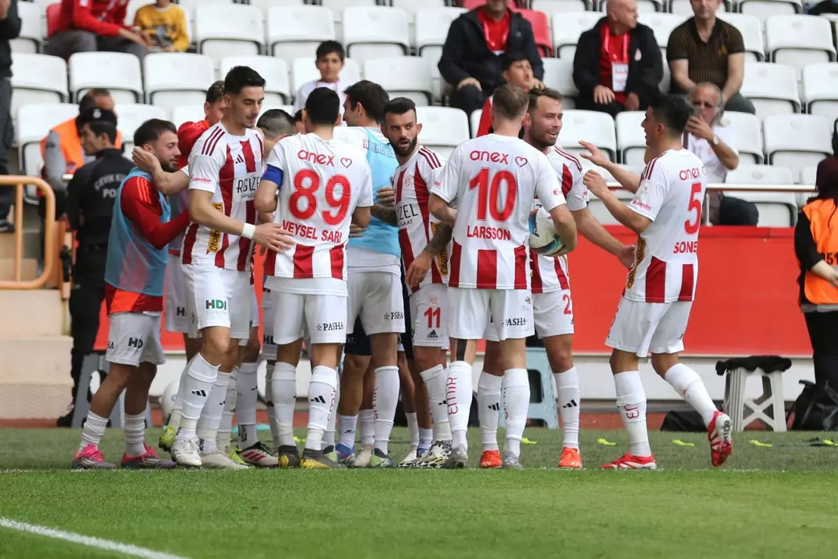 Akdeniz derbisinde muhteşem geri dönüş