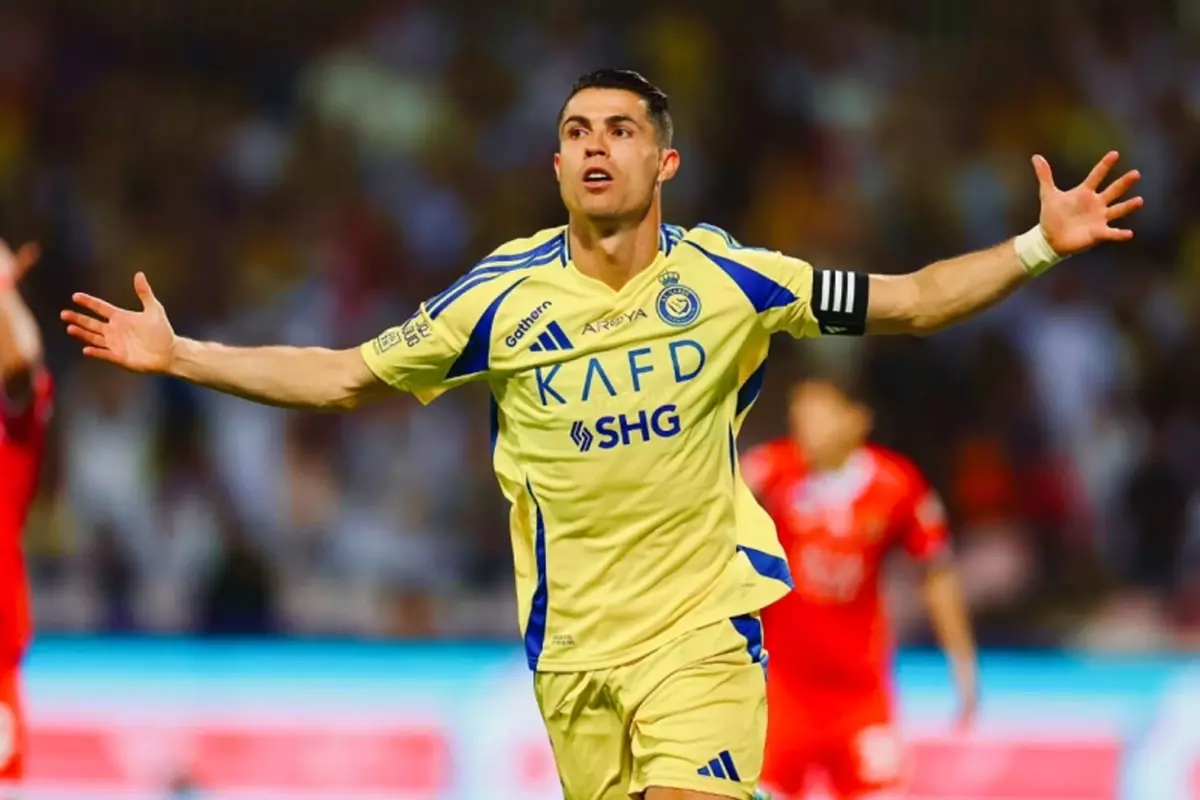 Ronaldo evleniyor