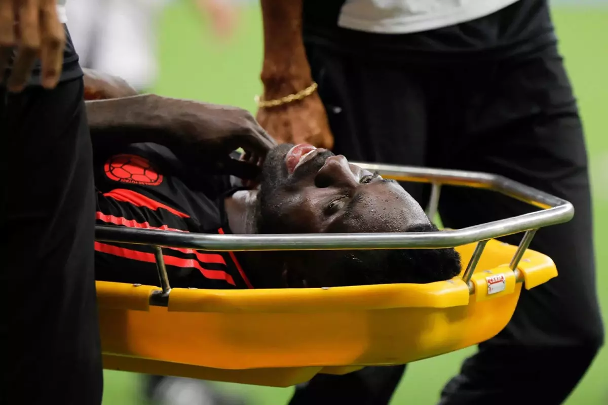 Taraftarlar endişeli! Davinson’a derbi öncesi büyük şok