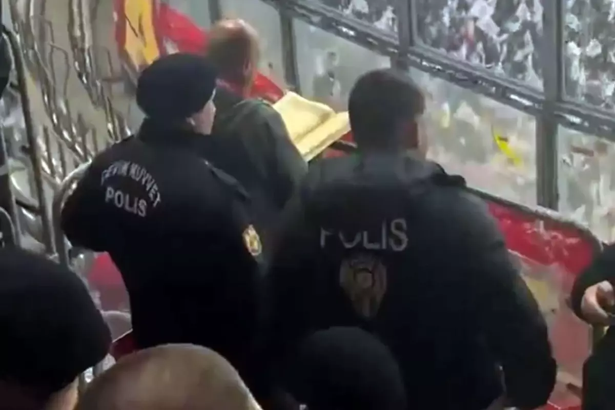 Derbi öncesi ilginç görüntü! Görenler dönüp bir daha baktı