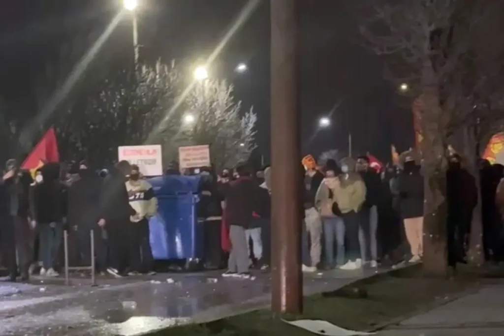 İşte dün gece gerçekleşen İmamoğlu protestolarının bilançosu