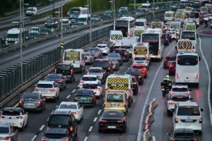 Saraçhane çevresindeki bu yollar 24 saatliğine trafiğe kapatıldı