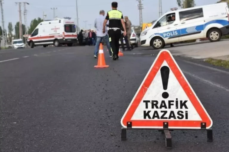 Kars’ta feci kaza! 2 kişi hayatını kaybetti