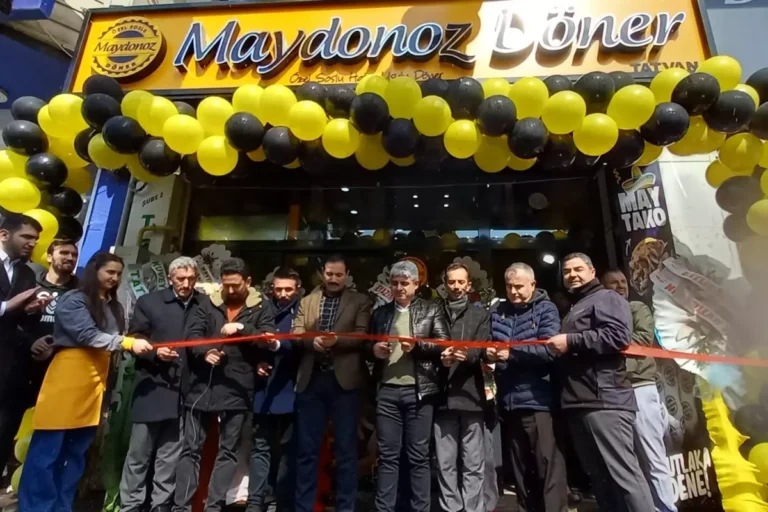 Kayyum atanan Maydonoz Döner’in otomobilleri satışa çıkarıldı