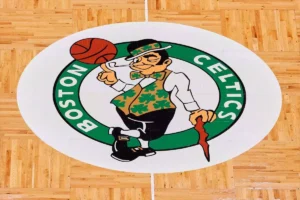 NBA tarihinin en iyi takımı rekor bedelle satıldı