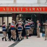 Sahte haritalar, sahte papazla köylülerin neyi var neyi yok çaldılar
