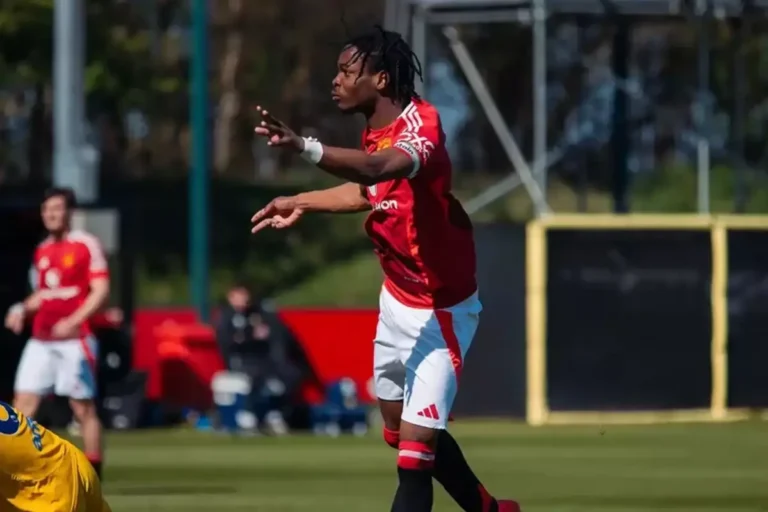 45 dakikada 6 gol attı! Dünya bu futbolcuyu konuşuyor