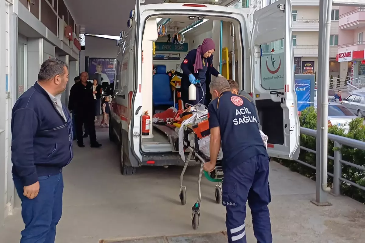 16 yaşındaki kızı ağır yaralayıp intihar etti