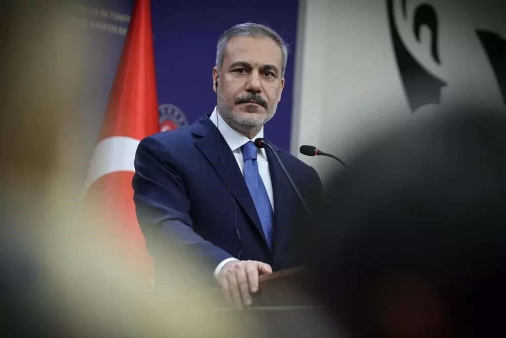 Bakan Fidan’dan tarihi rest: Ya kendileri silah bırakacak…