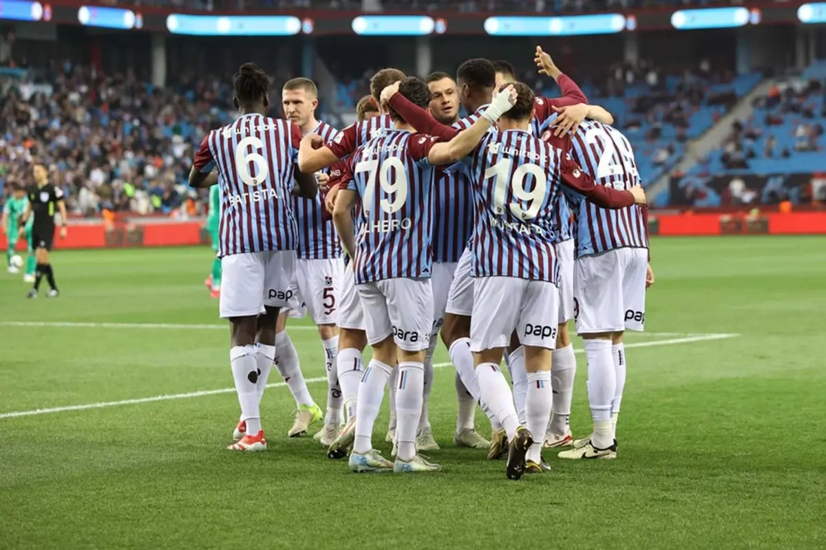 Bodrum FK’yı uzatmalarda 3-2 yenen Trabzonspor, Ziraat Türkiye Kupası’nda yarı finale yükseldi
