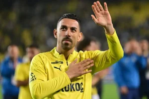 En yakın arkadaşı devrede! İrfan Can Kahveci Fenerbahçe’den ayrılıyor