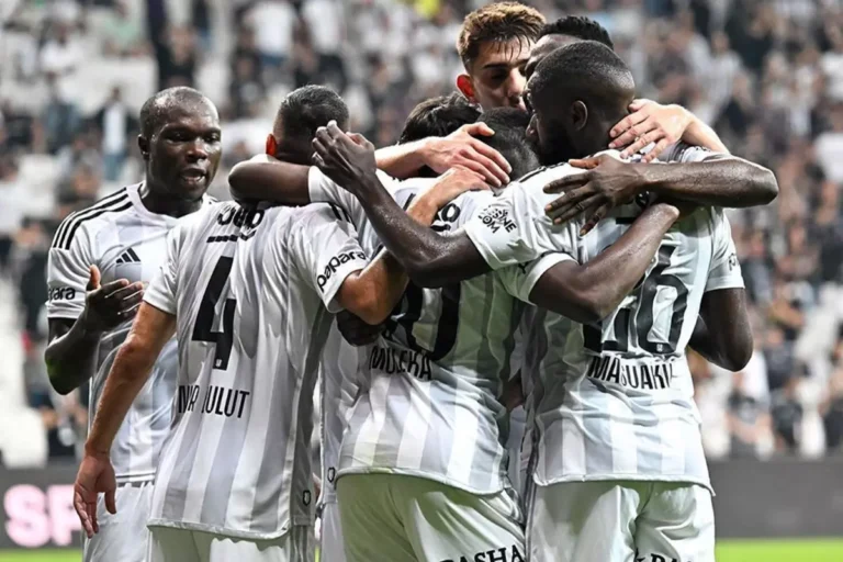 Eski Beşiktaşlı’dan itiraf: Beşiktaş’ta kalmama izin vermediler