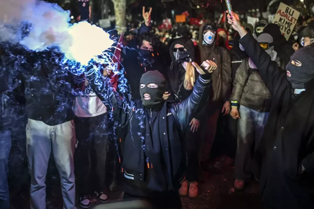İBB protestolarındaki tutuklamalarda çok sayıda tahliye kararı