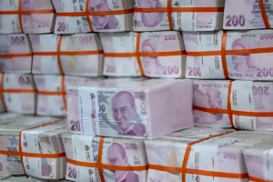 IMF, Türk ekonomisi için büyüme tahminini değiştirdi