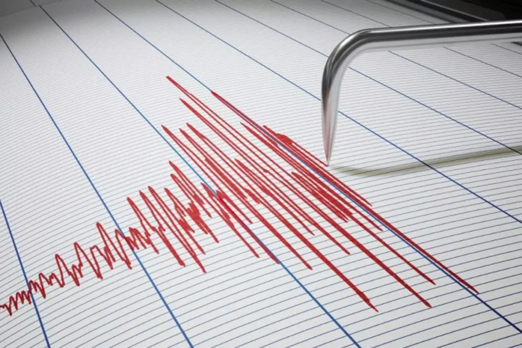 6.2’nin şokunu atlatamadan bir deprem daha oldu