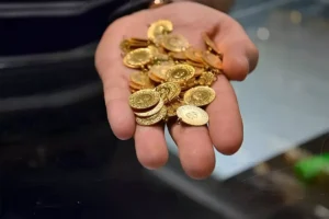 Kritik karar öncesi altın fiyatları son rekorun eşiğinde