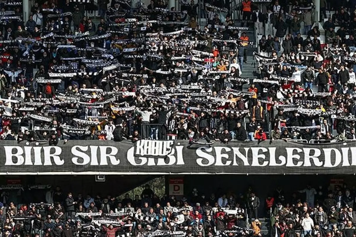 Sadece 150 dakika oynayan futbolcu köklü kulübün başına iş açtı