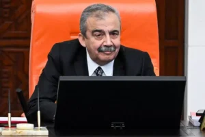 Önder 12 saatlik ameliyattan çıktı