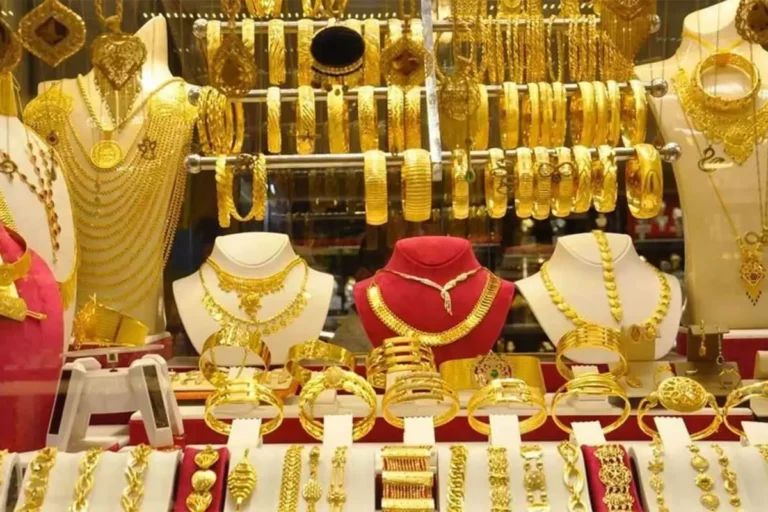 Ünlü banka yıl sonu altın tahminini değiştirdi